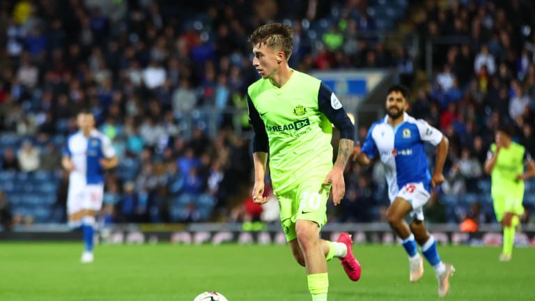 PL club making checks on Sunderland favourite ahead of potential winter swoop